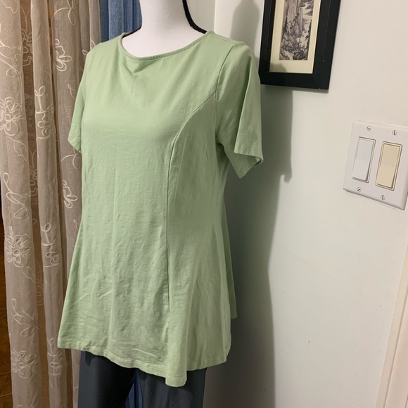 Denim and Co Sage Green Tunic - Picture 2 of 9